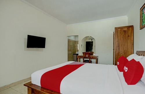 Pemecutan Kelod Hotel | OYO 3904 Kiki Residence Bali