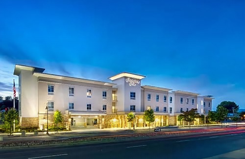 Westside Santa Cruz Hotel | Hampton Inn Santa Cruz West, Ca