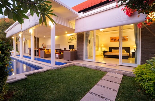 Laksmana Hotel | Heliconia Villa