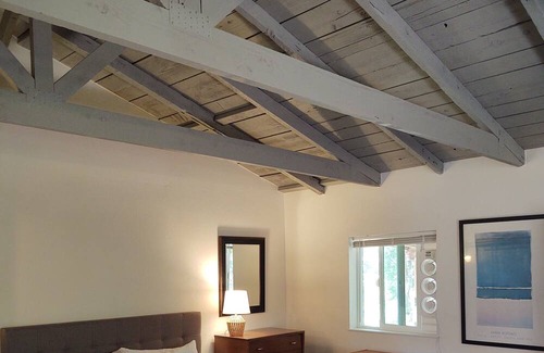 Amesti Cottage | Cozy contemporary studio. Private and serene. 31-night minimum stay.