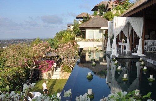 Bukit Hotel | The Longhouse, Jimbaran - Bali
