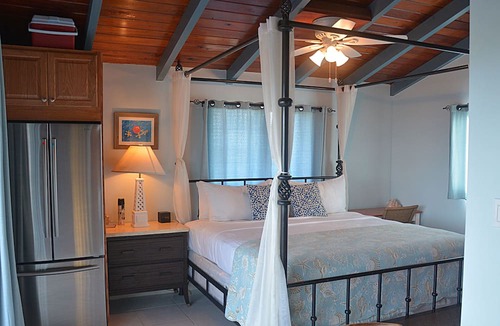 The Bight Apartment | Stunning ocean views, centrally located, just 1,700 ft off Grace Bay Beach!