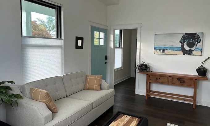 Opal Cliffs Apartment | Casual & elegant bungalow two blocks to the beach